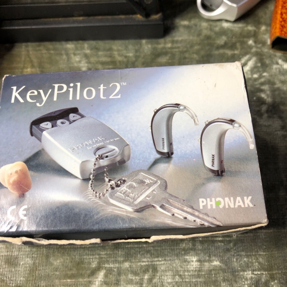 KeyPilot2 Remote Control - Silver and Orange - Picture 6 of 8